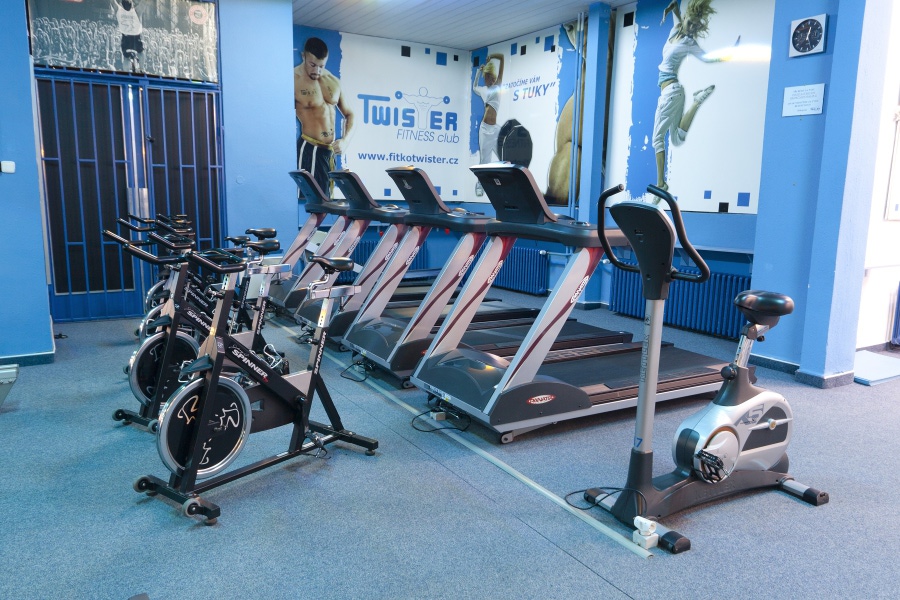 FIT DEN – TWISTER FITNESS CLUB